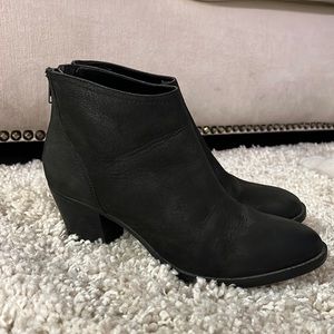 Steve Madden Black Ankle Boots